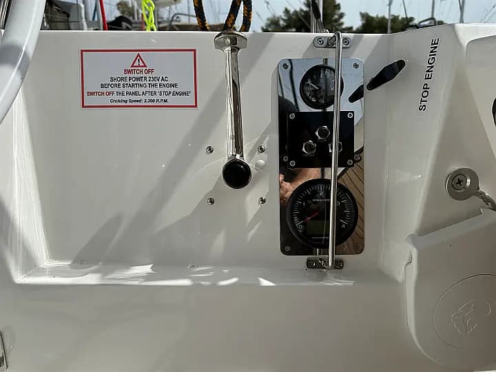 Bavaria Cruiser 34 in Athens / Alimos Marina - Photo 3