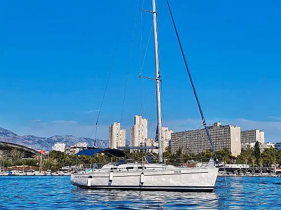 Elan 40 in Split / Marina Špinut - Photo 1