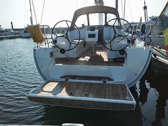 Bavaria 37 Cruiser in Yerseke - Photo 2
