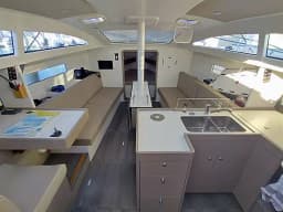 RM 1070 in Saint-Quay-Portrieux / Port d'Armor thumbnail 2