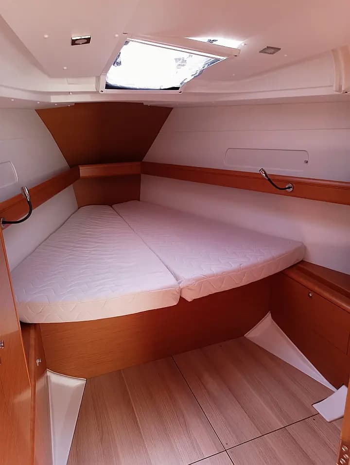 Sun Odyssey 419 in Fethiye / Ece Marina - Photo 5