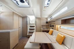 Oceanis 40.1 in Athens / Alimos Marina thumbnail 4