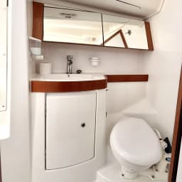 Oceanis 40 in Fethiye / Yes Marina thumbnail 19