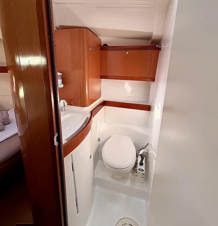 Oceanis 40 in Fethiye / Yes Marina - Photo 3