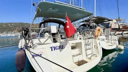 Oceanis 40 in Fethiye / Yes Marina thumbnail 4