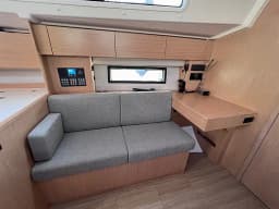 Bavaria C42 in Skopelos / Loutraki Harbour thumbnail 11