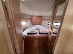 Bavaria C42 in Skopelos / Loutraki Harbour thumbnail 9