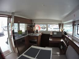 Lagoon 40 in Rogoznica / Marina Frapa thumbnail 20