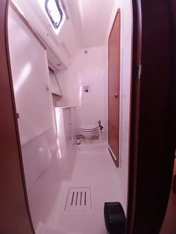 Dufour 450 Grand Large in Marmaris / Netsel Marmaris Marina thumbnail 6