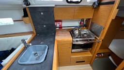 Sun Odyssey 349 in Arzon / Port du Crouesty thumbnail 2