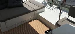 Lagoon 450 Fly in Naples / Darsena Acton thumbnail 12