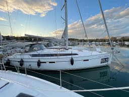 Bavaria Cruiser 46 in Pula / Tehnomont Marina Veruda thumbnail 12