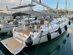 Bavaria Cruiser 46 in Pula / Tehnomont Marina Veruda thumbnail 6