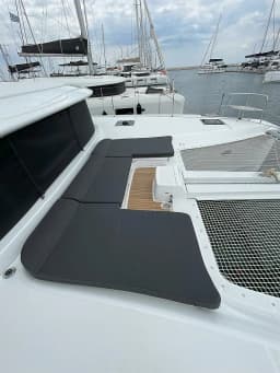 Lagoon 46 in Athens / Alimos Marina thumbnail 9