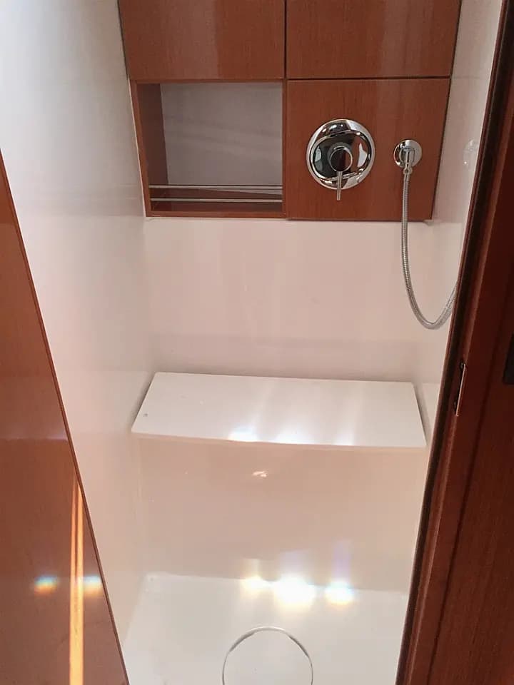 Bavaria 46 Cruiser in Skiathos - Photo 4