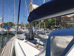 Oceanis 45 in Mallorca / Palma de Mallorca / La Lonja Marina Charter thumbnail 11
