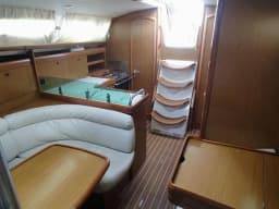 Sun Odyssey 36i in Lavrion Main Port thumbnail 13