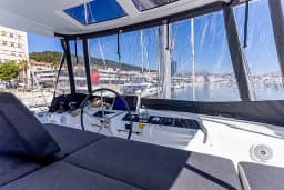 Lagoon 46 in Rogoznica / Marina Frapa thumbnail 13