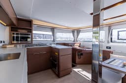 Lagoon 46 in Rogoznica / Marina Frapa thumbnail 26