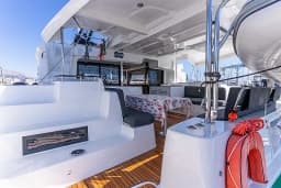 Lagoon 46 in Rogoznica / Marina Frapa thumbnail 6