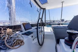 Lagoon 46 in Rogoznica / Marina Frapa thumbnail 7