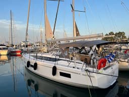 Bavaria C42 in Corfu / Gouvia / D-Marin Marina Gouvia thumbnail 6