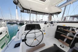 Lagoon 42 in Sukošan / D-Marin Dalmacija Marina thumbnail 8