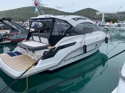 Grandezza 280C in Trogir / SCT Marina Trogir thumbnail 3