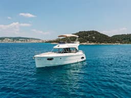 Bavaria E40 Fly in Seget Donji / Marina Baotić thumbnail 18
