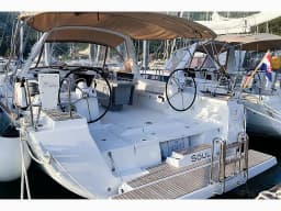 Oceanis 45 in Tivat / Porto Montenegro thumbnail 7