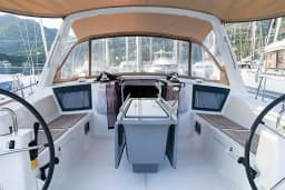 Oceanis 45 in Tivat / Porto Montenegro thumbnail 8