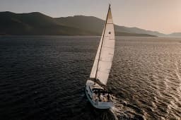 Sun Odyssey 410 in Volos / Port of Volos thumbnail 5