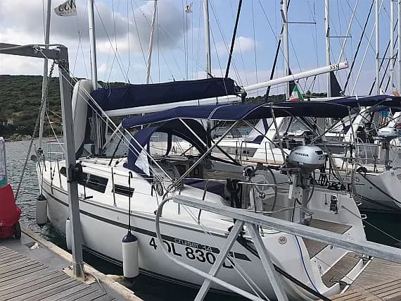 Bavaria Cruiser 34 in Sardinia / Portisco / Cala dei Sardi - Photo 1
