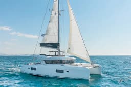 Lagoon 42 in Athens / Alimos Marina thumbnail 20