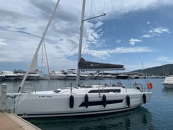 Dufour 37 in Ibiza / Sant Antoni de Portmany Port - Photo 1
