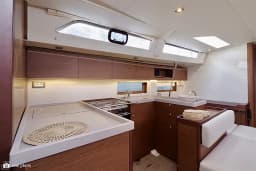 Oceanis 51.1 in Puntone / Marina di Scarlino thumbnail 7