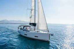 Dufour 390 in Kos / Marina Kos thumbnail 12