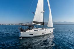 Dufour 390 in Kos / Marina Kos thumbnail 14