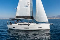 Dufour 390 in Kos / Marina Kos thumbnail 3