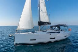 Dufour 390 in Kos / Marina Kos thumbnail 5