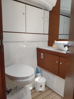 Jeanneau 51 in Preveza Marina thumbnail 33