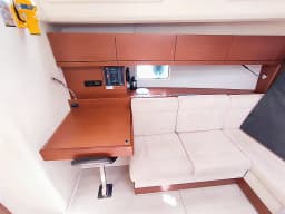 Hanse 458 in Lavrion / Olympic Marina thumbnail 14