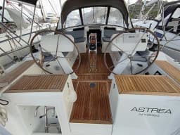 Hanse 458 in Lavrion / Olympic Marina thumbnail 4