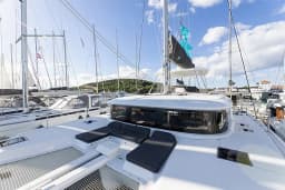 Lagoon 46 in Rogoznica / Marina Frapa thumbnail 11
