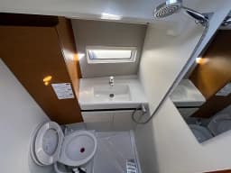 Sun Odyssey 490 in Sukošan / D-Marin Dalmacija Marina thumbnail 16