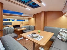 Sun Odyssey 419 in Lavrion / Olympic Marina thumbnail 14