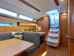 Sun Odyssey 419 in Lavrion / Olympic Marina thumbnail 15