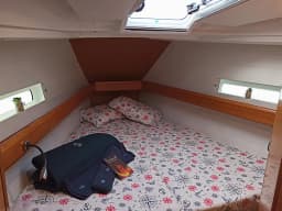 Sun Odyssey 419 in Lavrion / Olympic Marina thumbnail 3