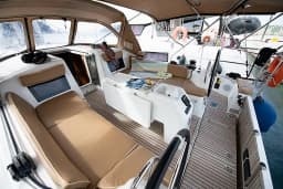 Sun Odyssey 410 in Skopelos / Elios / Neo Klima thumbnail 11
