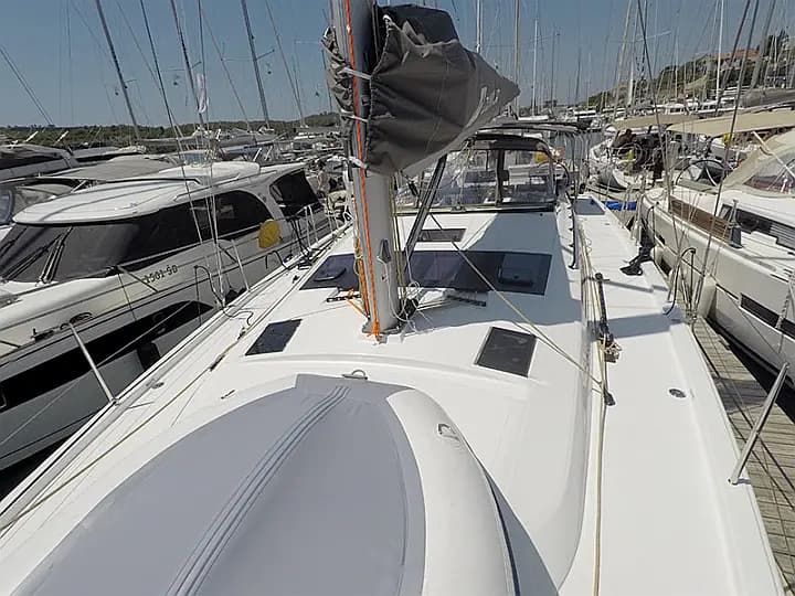 Dufour 470 in Šibenik / D-Marin Marina Mandalina - Photo 3